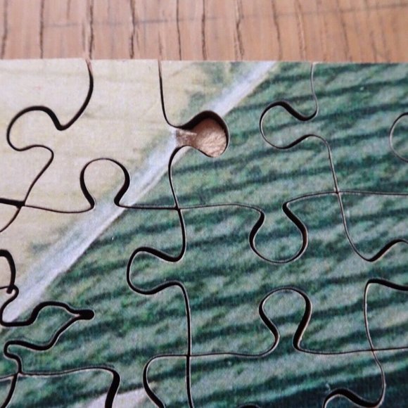 Wentworth Jigsaw Puzzle Wooden 250 Piece Christmas Time In Bakewell Damaged - Picture 8 of 10